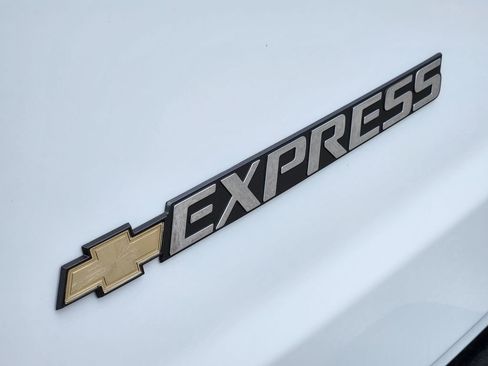 Certified 2025 Chevrolet Express 3500 LS RWD image 12