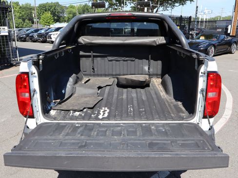 Used 2020 Chevrolet Colorado ZR2 w/ ZR2 Dusk Special Edition AWD/4WD image 13