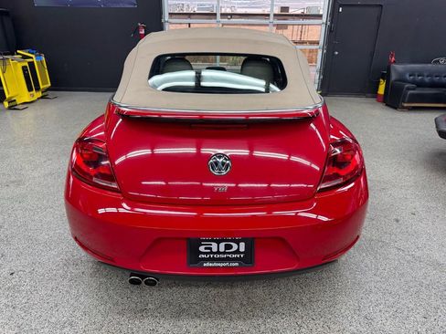 Used 2013 Volkswagen Beetle TDI FWD image 4