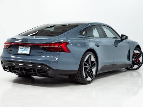 Used 2022 Audi RS e-tron GT AWD/4WD image 33