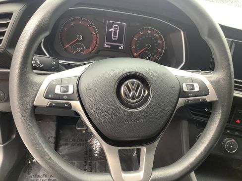 Used 2021 Volkswagen Jetta S image 17