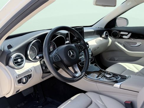 Used 2018 Mercedes-Benz C 300 Sedan image 27