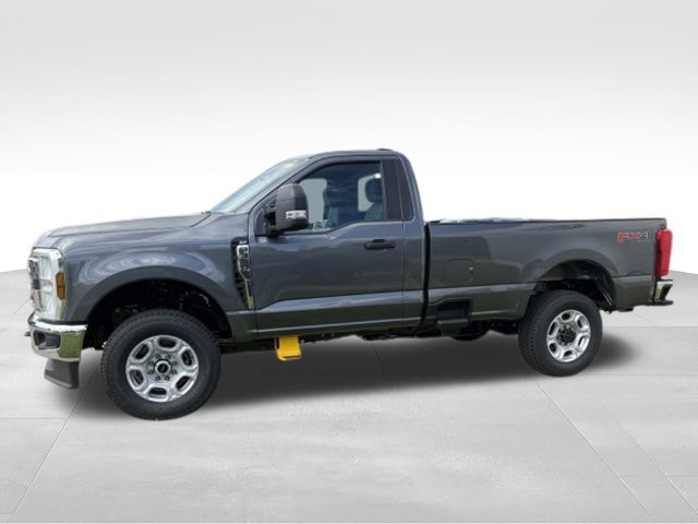 New 2027 Ford F350 XLT w/ FX4 Off-Road Package AWD/4WD image 12