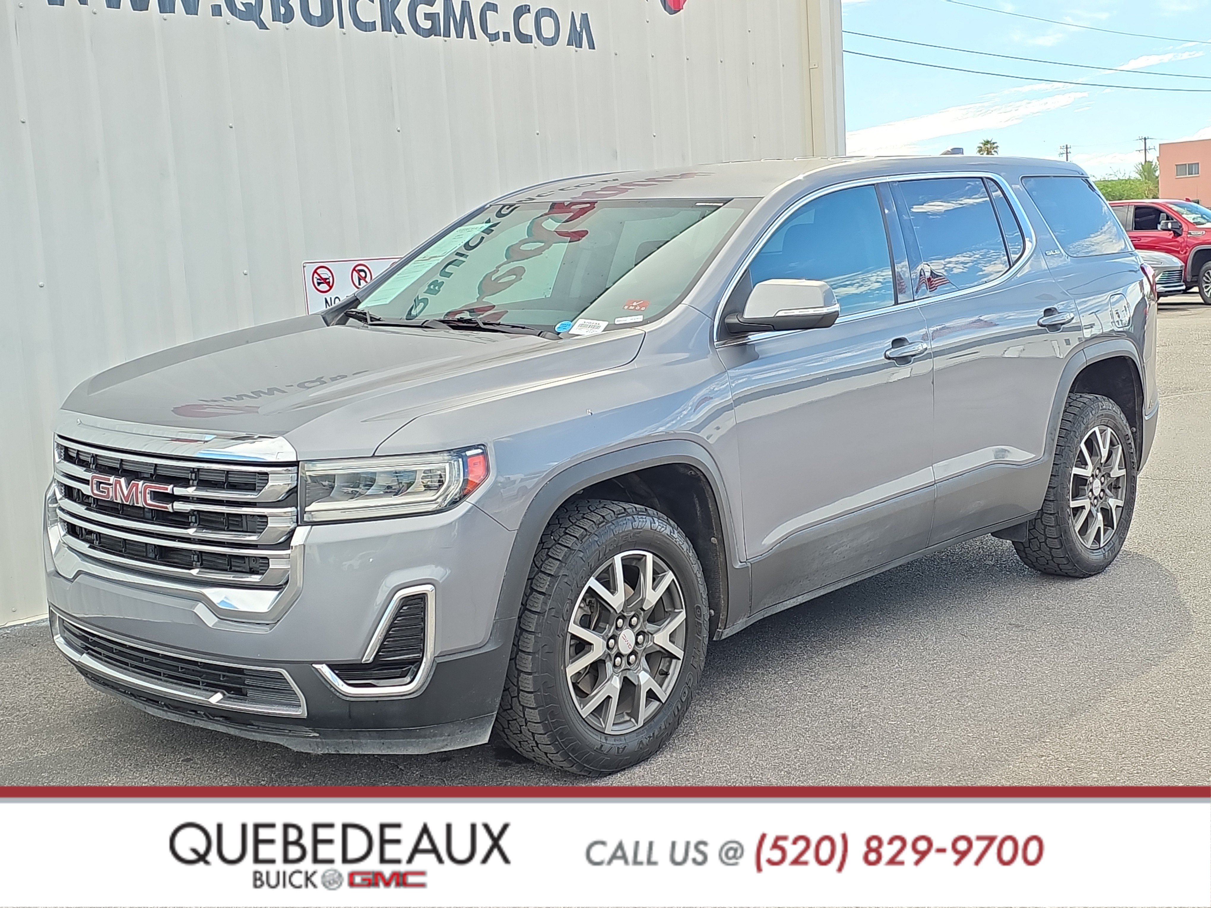 Used 2021 GMC Acadia SLE FWD image 3