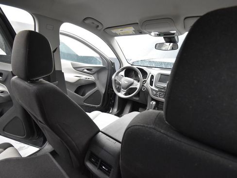 Used 2020 Chevrolet Equinox LS w/ LS Convenience Package image 20