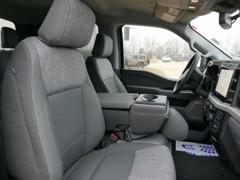 New 2026 Ford F250 XLT w/ XLT Premium Package image 10