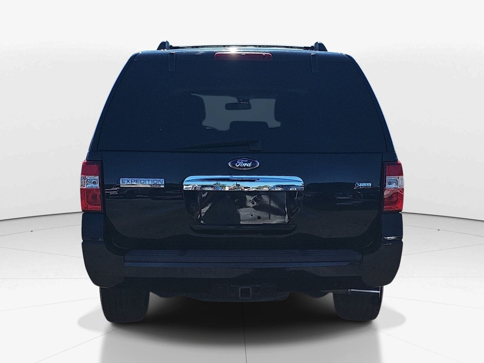 Used 2014 Ford Expedition Limited w/ Equipment Group 301A AWD/4WD image 5