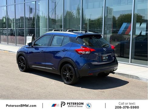 Used 2020 Nissan Kicks SR w/ SR Premium Package FWD image 3