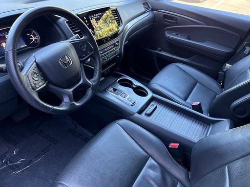 Certified 2023 Honda Passport EX-L image 3