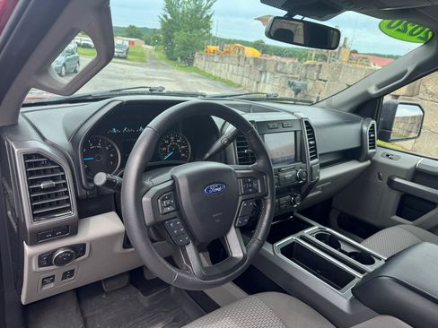 Used 2020 Ford F150 XLT w/ Equipment Group 302A Luxury AWD/4WD image 16