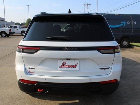 Used 2022 Jeep Grand Cherokee Trailhawk w/ Luxury Tech Group III image 4