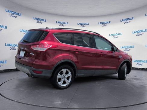 Used 2016 Ford Escape SE w/ Equipment Group 201A FWD image 4
