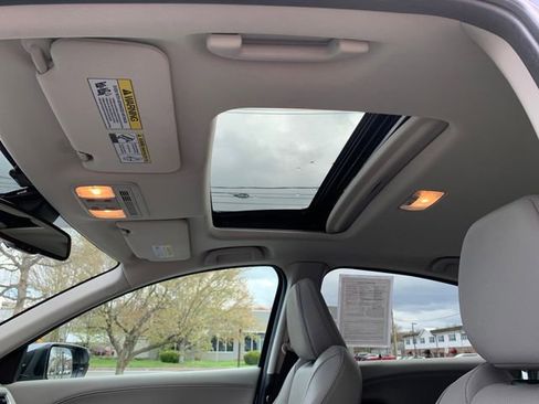 Used 2022 Honda HR-V EX-L image 24