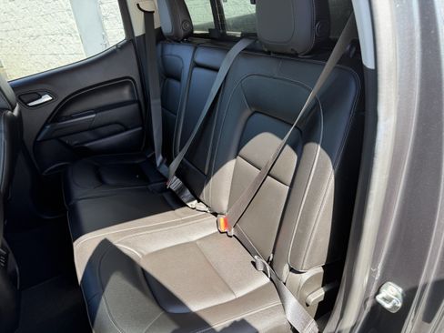Used 2018 Chevrolet Colorado LT w/ Luxury Package, Chrome AWD/4WD image 26