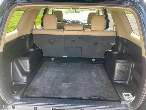 Used 2011 Toyota 4Runner SR5 RWD image 14