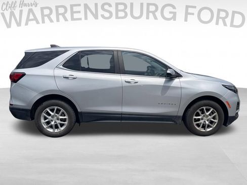 Used 2022 Chevrolet Equinox LT w/ Driver Convenience Package AWD/4WD image 7