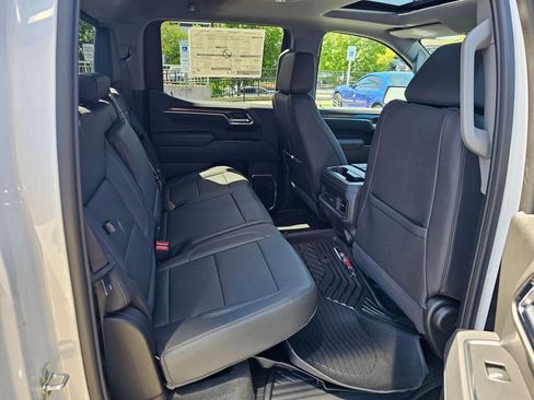New 2026 Chevrolet Silverado 1500 LT Trail Boss w/ LT Trail Boss Premium Package AWD/4WD image 12