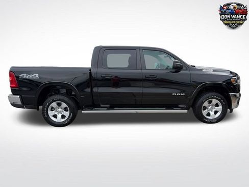 Used 2025 RAM 1500 Big Horn AWD/4WD image 6