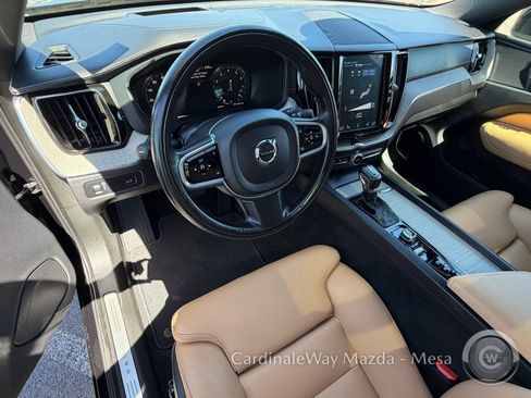 Used 2018 Volvo XC60 T6 Inscription w/ Convenience Package image 15