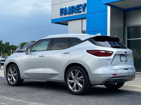 Used 2019 Chevrolet Blazer Premier w/ Sun and Wheels Package FWD image 3