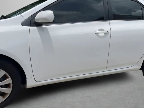 Used 2013 Toyota Corolla LE FWD image 10