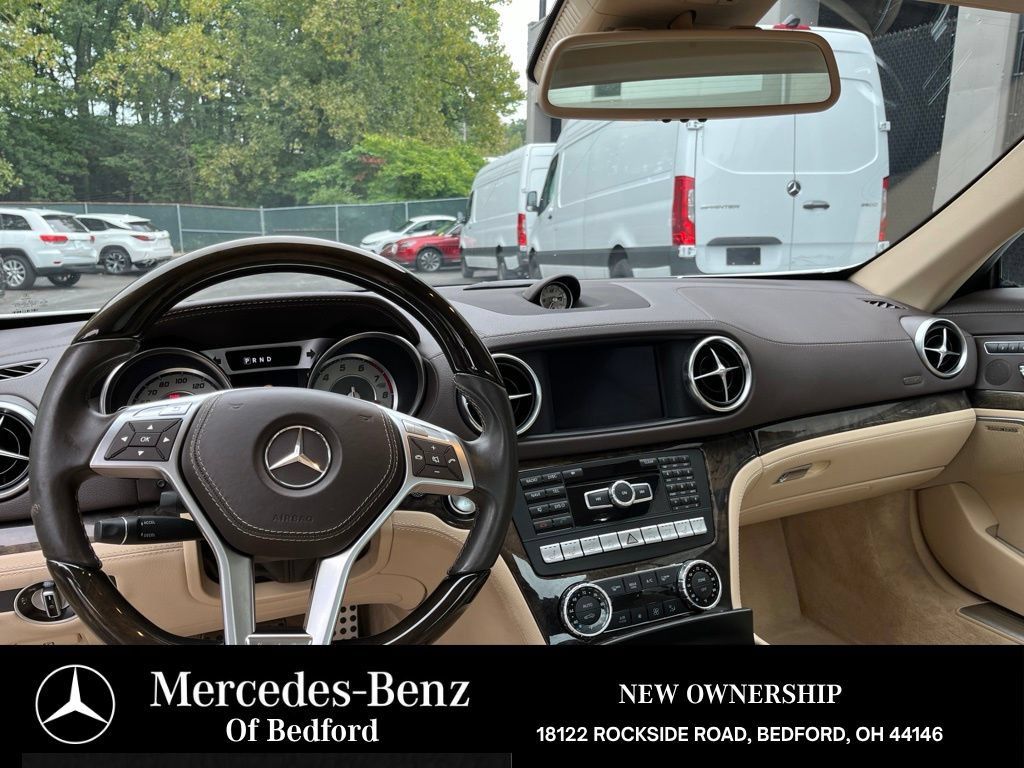 Used 2013 Mercedes-Benz SL 550 image 17