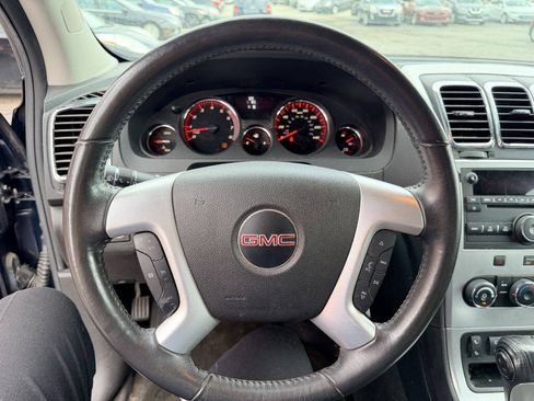 Used 2011 GMC Acadia SLE FWD image 12