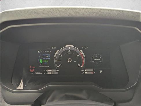 Used 2024 Toyota Tundra Limited AWD/4WD image 9