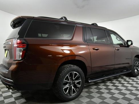 Used 2022 Chevrolet Suburban Z71 w/ Z71 Off-Road Package image 10