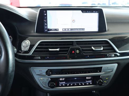 Used 2017 BMW 740i image 20