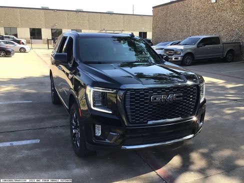 Used 2023 GMC Yukon Denali Ultimate AWD/4WD image 6