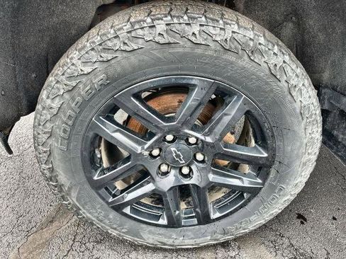 Used 2022 Chevrolet Silverado 1500 Custom AWD/4WD image 30
