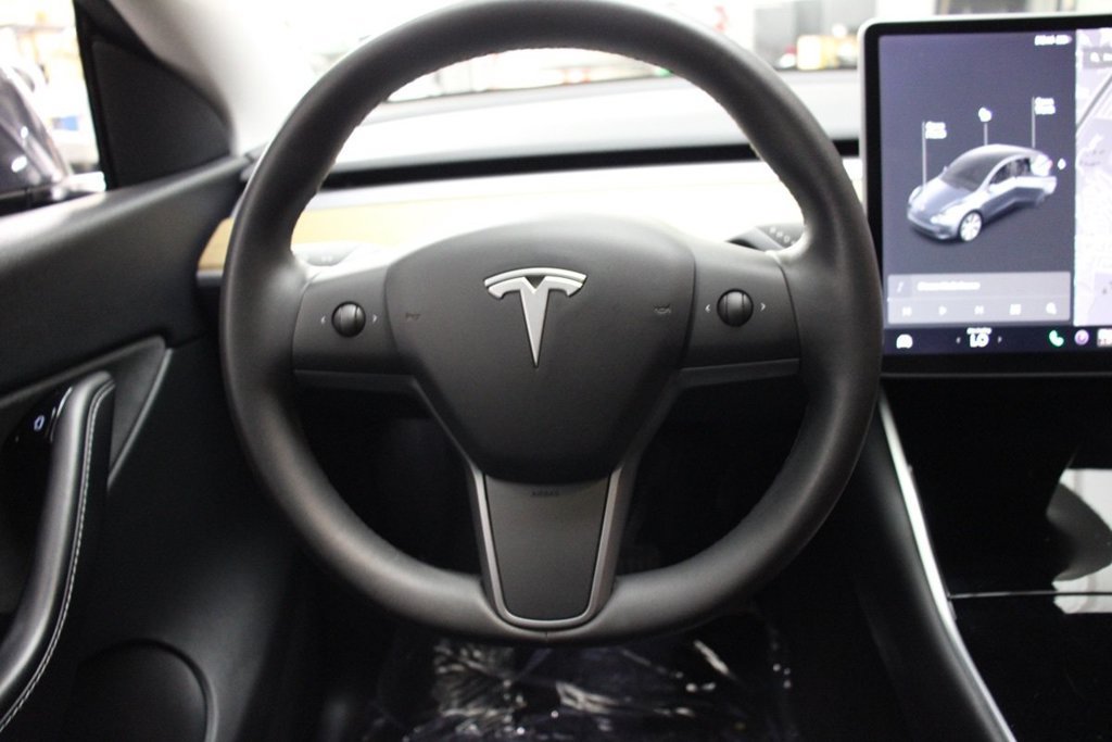 Used 2020 Tesla Model Y Long Range AWD/4WD image 23