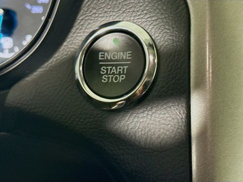 Used 2020 Ford Fusion S image 21