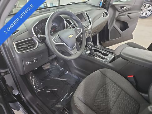 Used 2023 Chevrolet Equinox LT AWD/4WD image 16