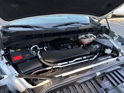 Used 2023 Chevrolet Silverado 1500 LT image 34