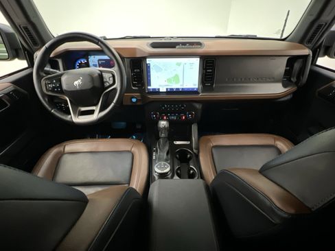 Used 2024 Ford Bronco Outer Banks image 21
