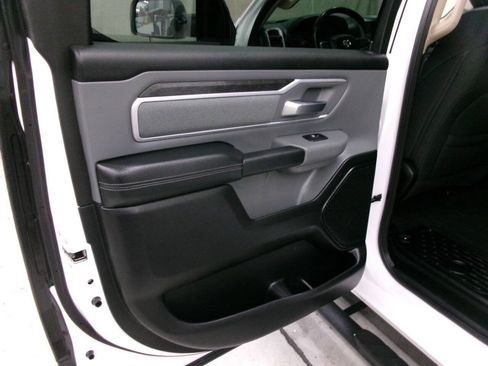 Used 2020 RAM 1500 Big Horn AWD/4WD image 31