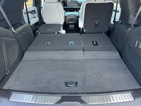 New 2026 Chevrolet Tahoe Premier image 16