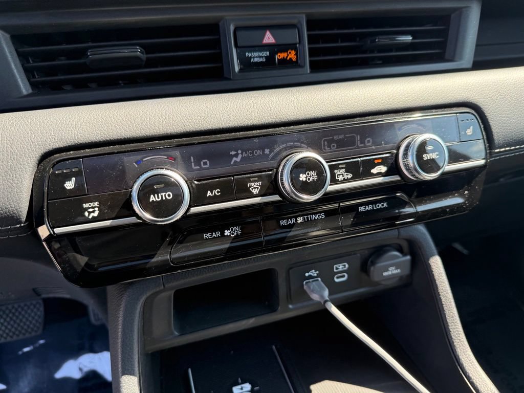 Used 2023 Honda Pilot Touring image 28