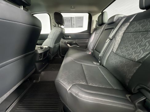 Used 2024 Toyota Tundra Limited AWD/4WD image 29