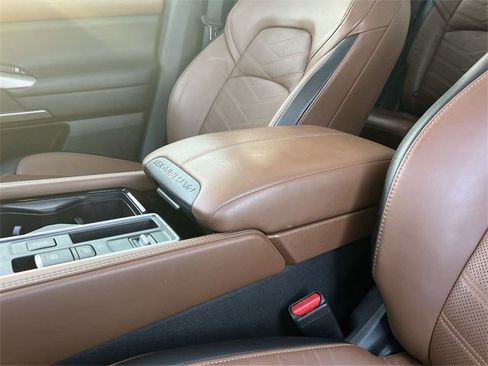 Used 2022 Nissan Pathfinder Platinum w/ Cargo Package image 21