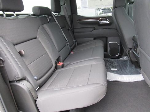 New 2026 GMC Sierra 1500 Elevation image 28