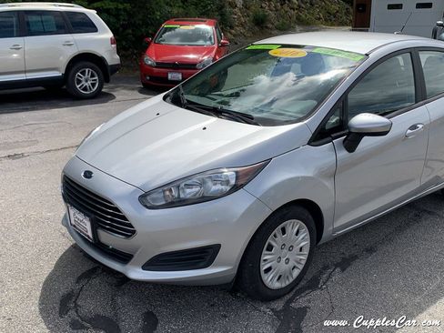 Used 2016 Ford Fiesta S FWD image 21