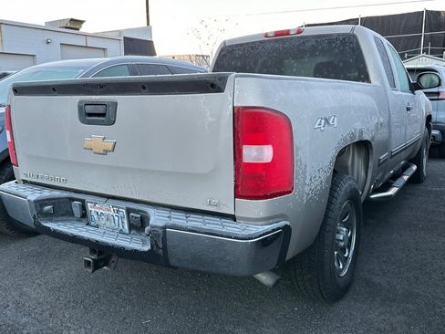 Used 2008 Chevrolet Silverado 1500 W/T w/ LS Package image 2