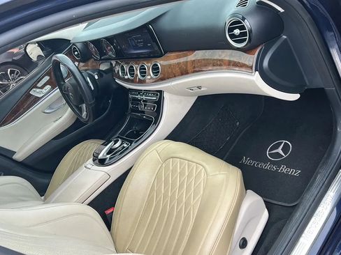 Used 2017 Mercedes-Benz E 300 4MATIC image 17
