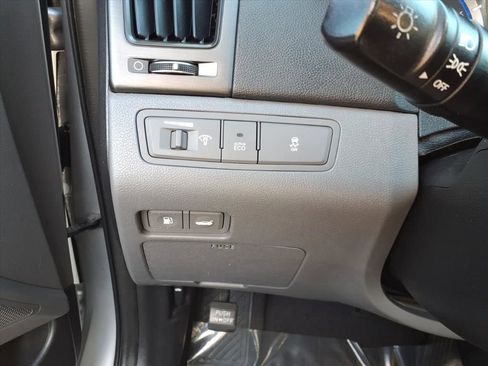 Used 2013 Hyundai Sonata GLS image 17
