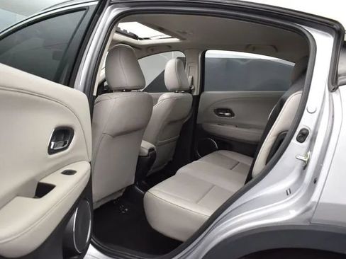 Used 2018 Honda HR-V EX-L image 15