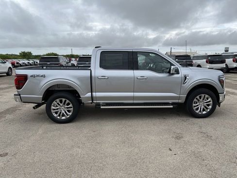 New 2025 Ford F150 Lariat w/ Equipment Group 501A Mid image 9