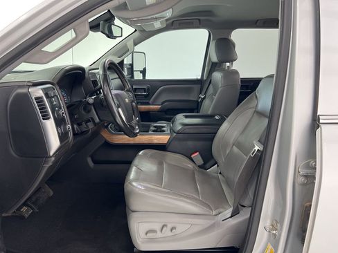 Used 2019 Chevrolet Silverado 2500 LTZ w/ Duramax Plus Package image 15